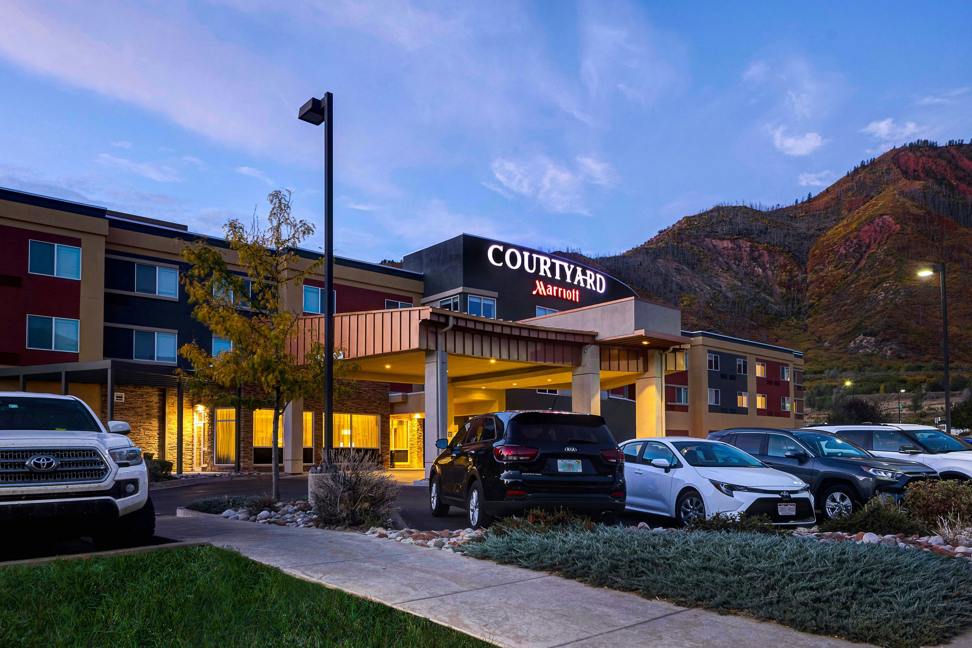 Courtyard By Marriott Glenwood Springs