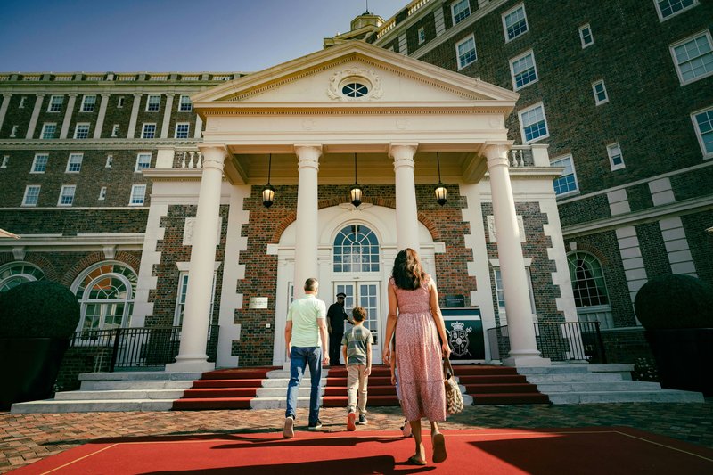 The Historic Cavalier Hotel and Beach Club, Autograph Collection