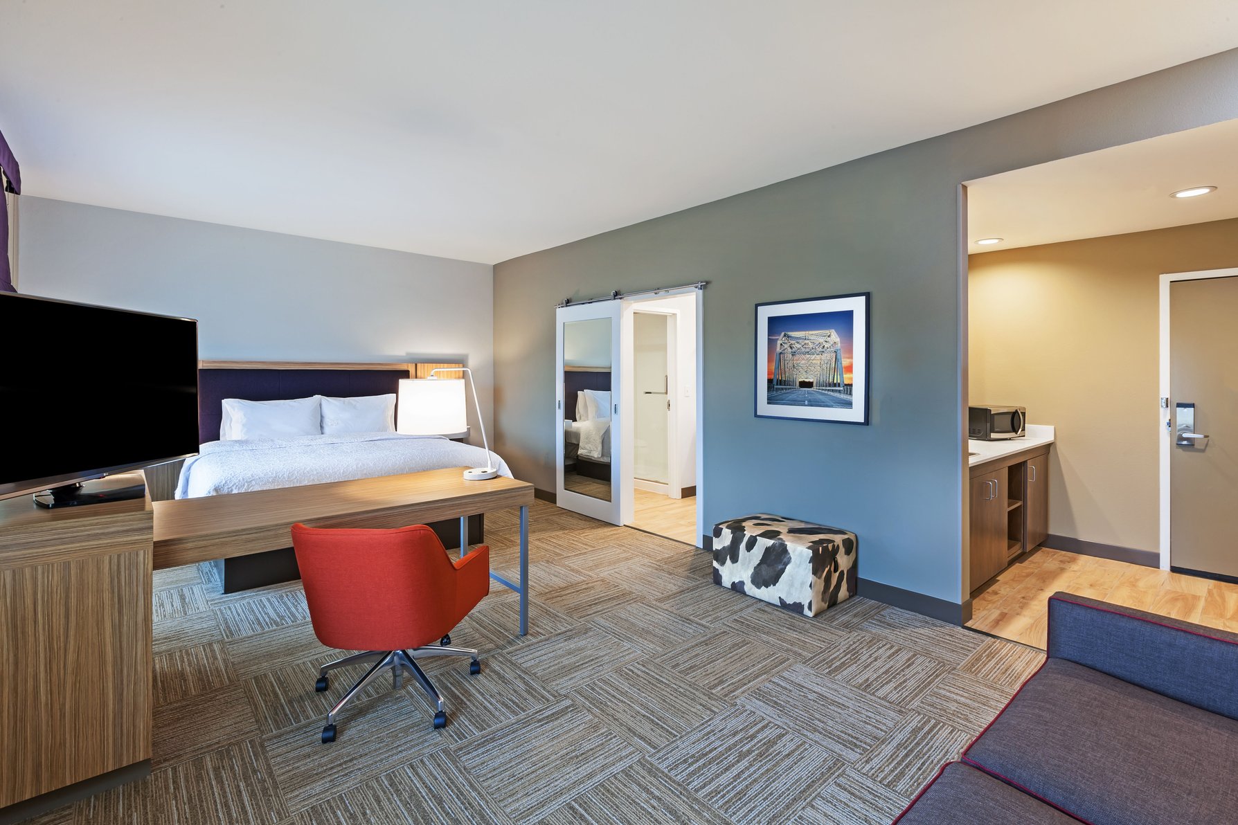 Hampton Inn by Hilton Bulverde Texas Hill Country Room Type - 1KG MOB TUB STDO SUITE NS
