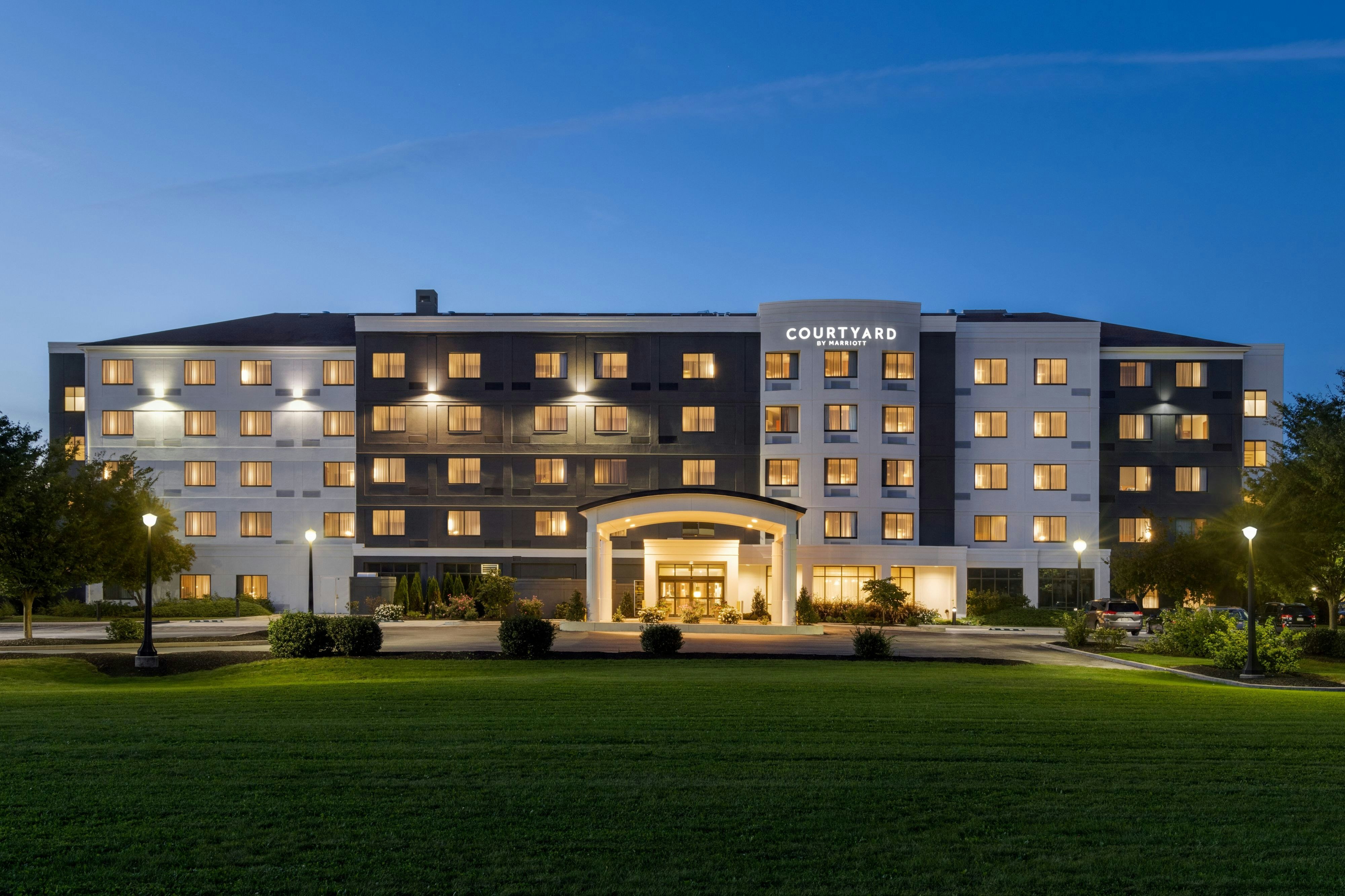 Courtyard by Marriott Lancaster
