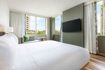 Larger Guest room, 1 King, City view
