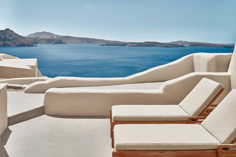 Vibrant Suite - Balcony