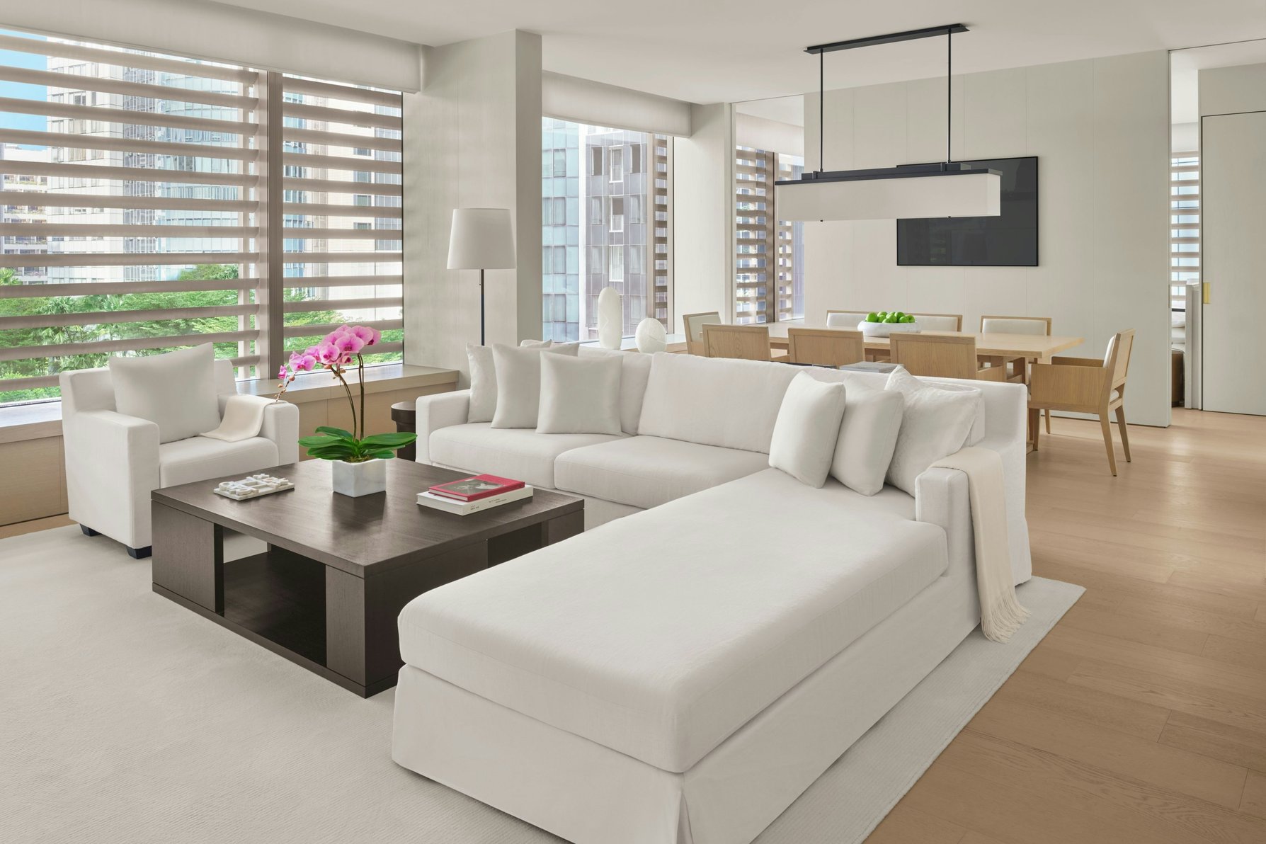 The Singapore EDITION Room Type - Orchard Suite, 1 Bedroom Larger Suite, 1 King, City view, Upper floor