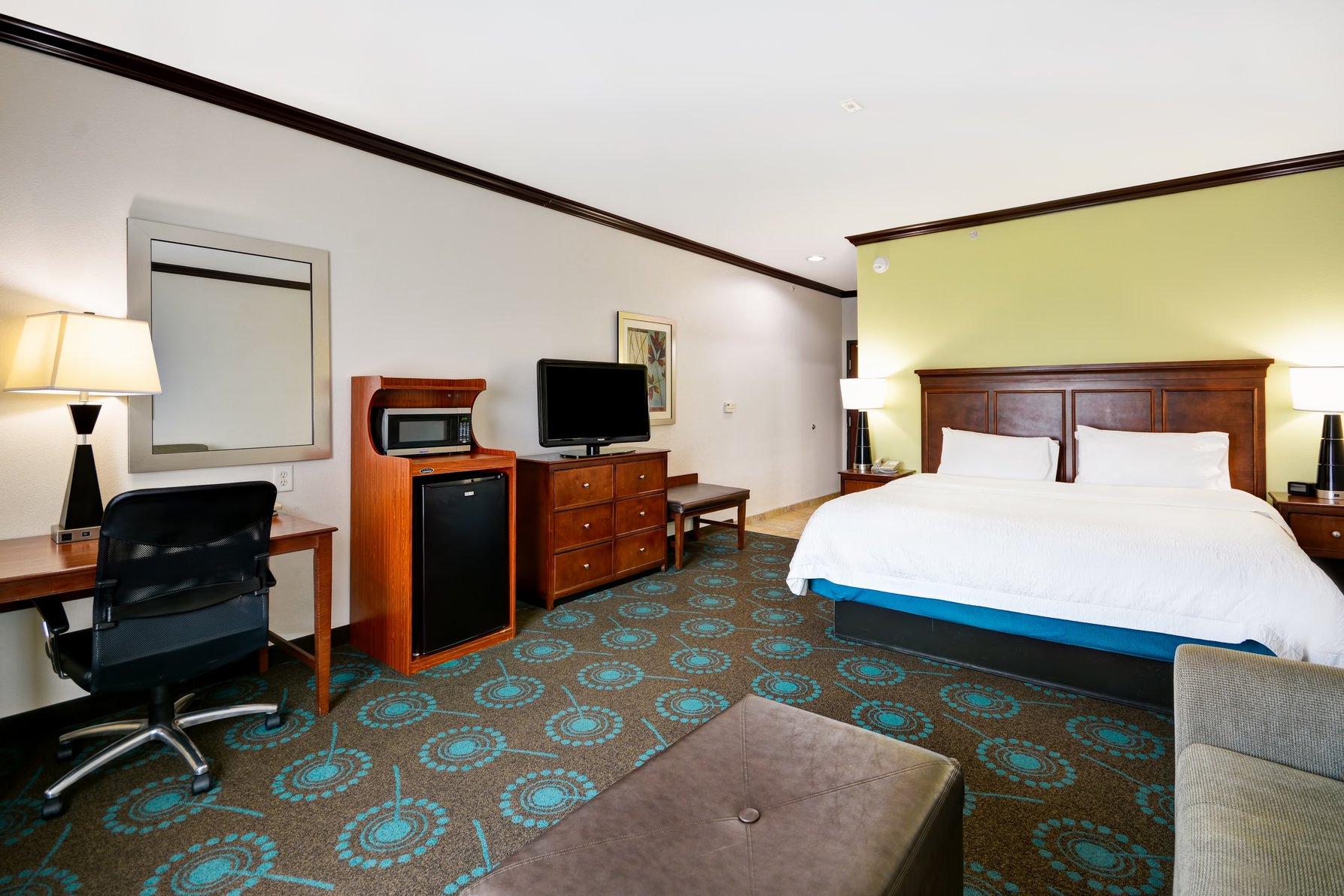 Hampton Inn & Suites by Hilton San Antonio/Northeast I-35 Room Type - 1KNG MOB HEAR ACC W TUB NS