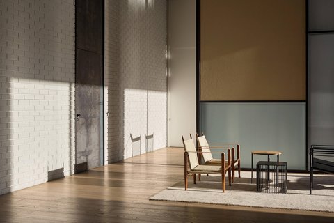 Lobby - Seating Area