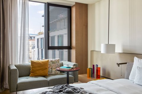 Select Room