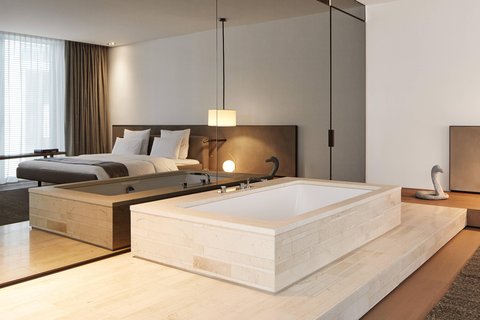 Superior Suite - Bath