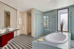 Penthouse, 1 King