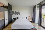 Cozy Corner, Guest room, 1 King, Corner room, Balcony