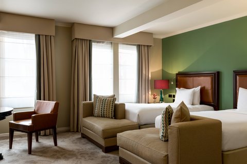 Royal Suite - Twin/Twin Bedroom