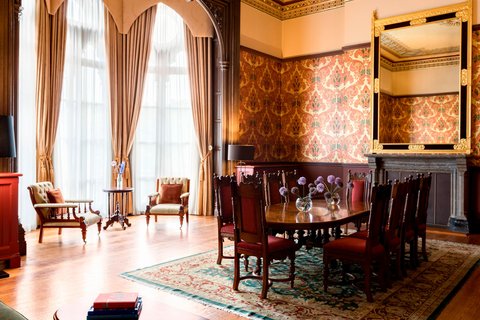 Sir George Gilbert Scott Suite - Dining Area