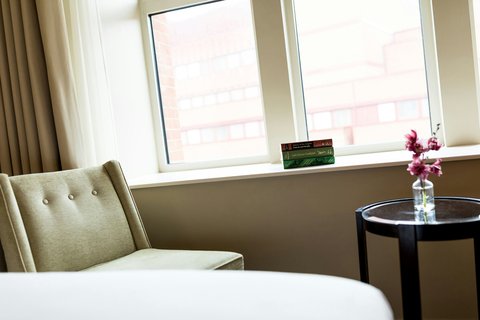 Guest Room Barlow Wing - Detail