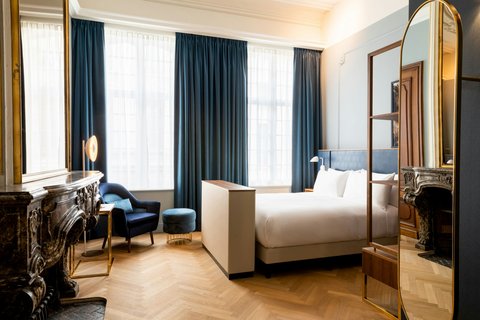 Sapphire Deluxe Room