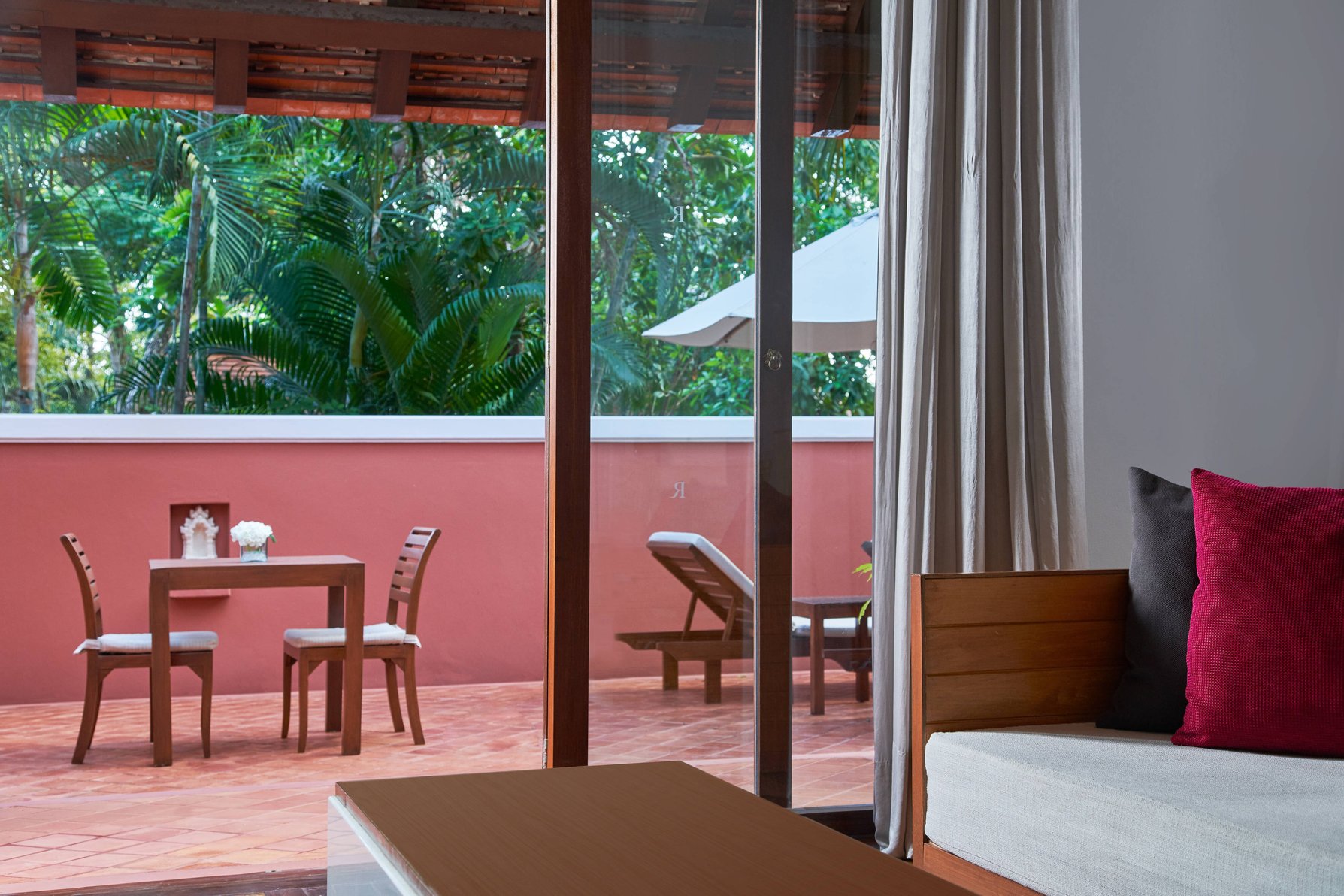 Renaissance Koh Samui Resort & Spa by Marriott Room Type - 1 Bedroom Villa, 1 King, Sofa bed, Private pool, Whirlpool
