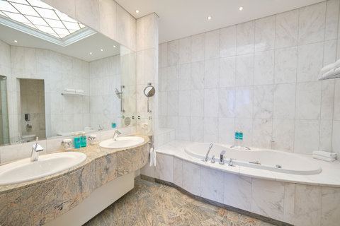 Park Suite