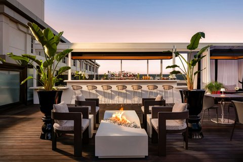 LADiDa Bar