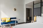 Guest room, 1 King, River view