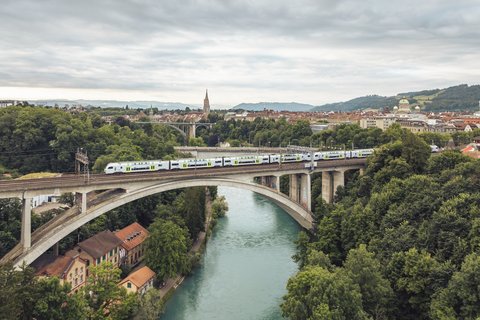 Bern Reise Bls Zug Multimedia Story St C Schweiz Tourismus