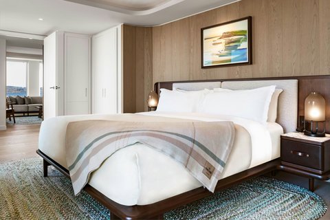 Shannon Bedroom