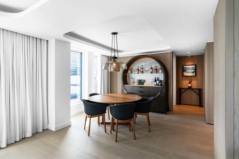 Thrumcap Bar