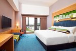 Guest room, 1 King, Park view