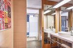 1 Bedroom Larger Suite, 1 King, City view