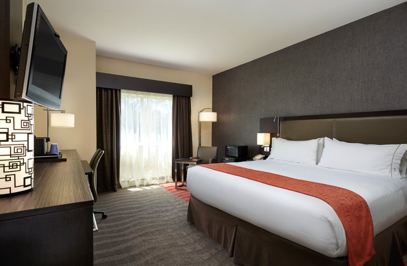 HOLIDAY INN EXPRESS NAPLES (DOWNTOWN)