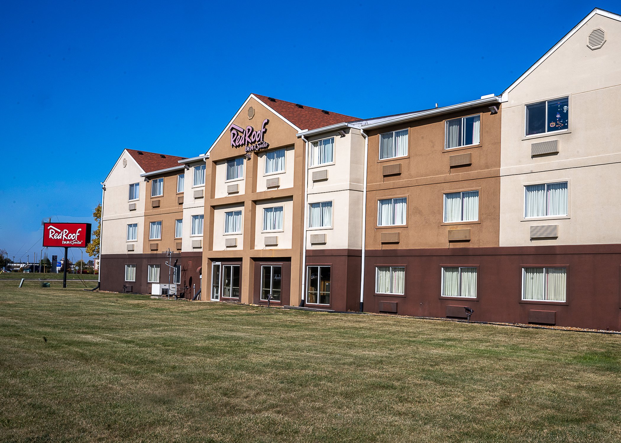 Red Roof Inn & Suites Danville