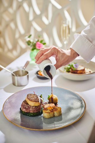 Experience in-room dining breakfast
