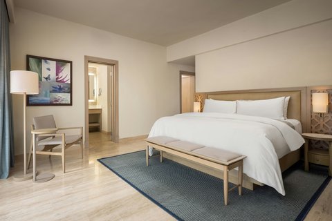 Premium 1 King Guest Room