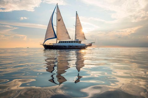 Sunset cruise on Escape