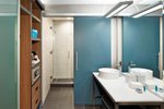 Aloft, Guest room, 2 Queen