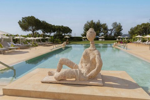 Outdoor Pool Details