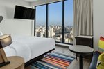 Breezy, Guest room, 1 King, City view, High floor
