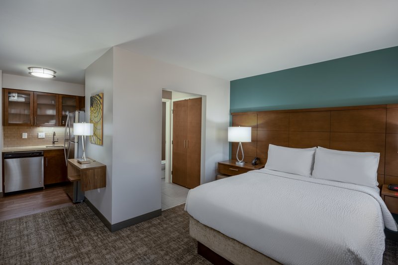 Staybridge Suites Phoenix East – Gilbert
