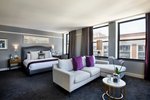 Executive, Larger Guest room, 1 King, Corner room