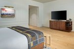 Historic, Junior Suite, 1 King, Downtown view
