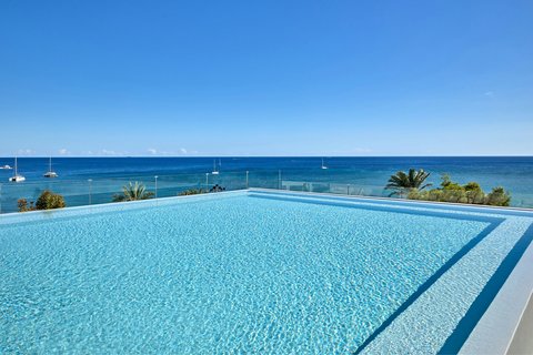 GLOW - Infinity Pool