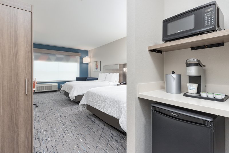 Holiday Inn Express and Suites Austin Airport East