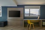 Chic, Suite, 1 King, Pool view, Balcony