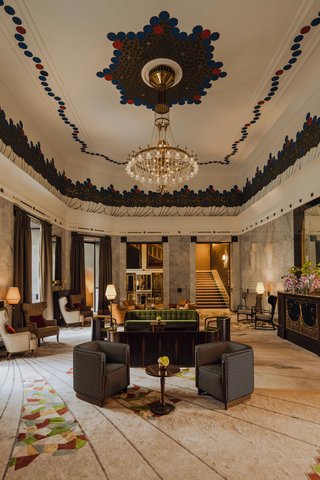 Hotel Lobby