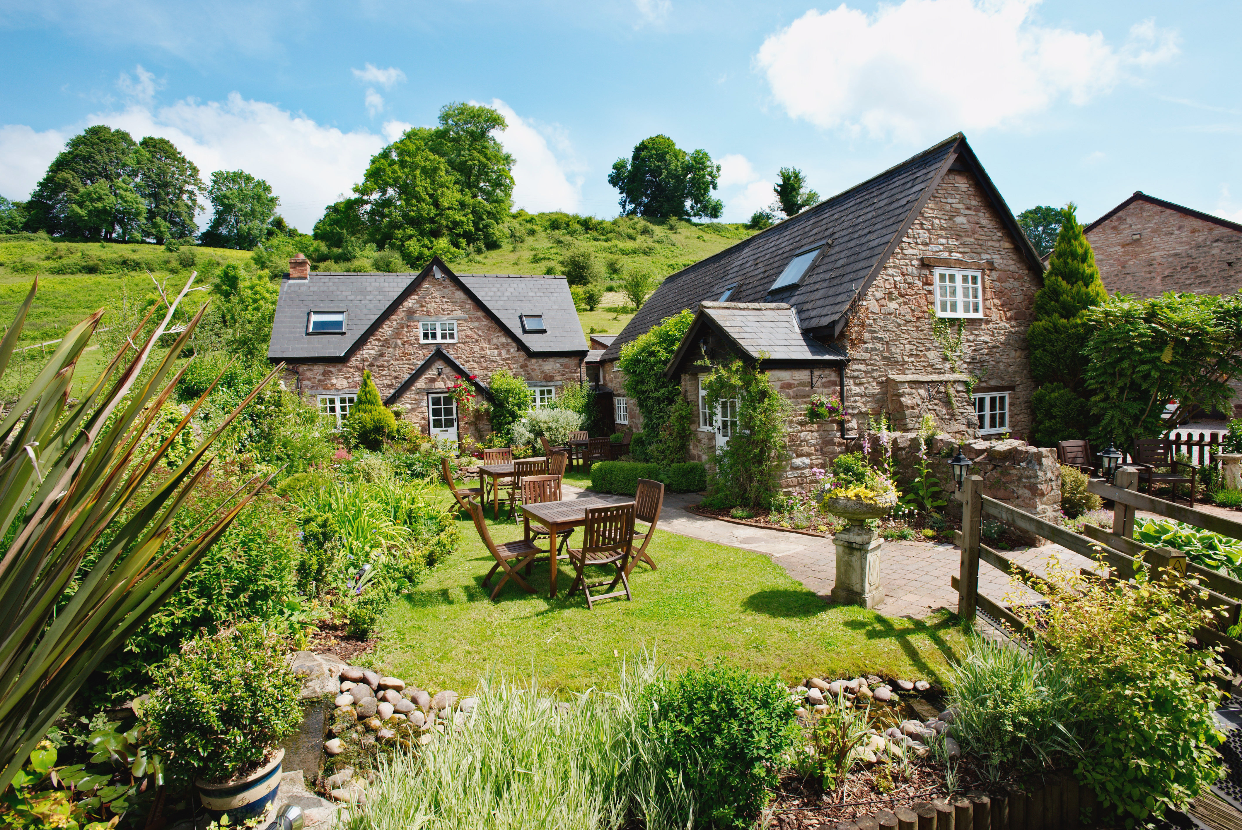 Tudor Farmhouse Hotel