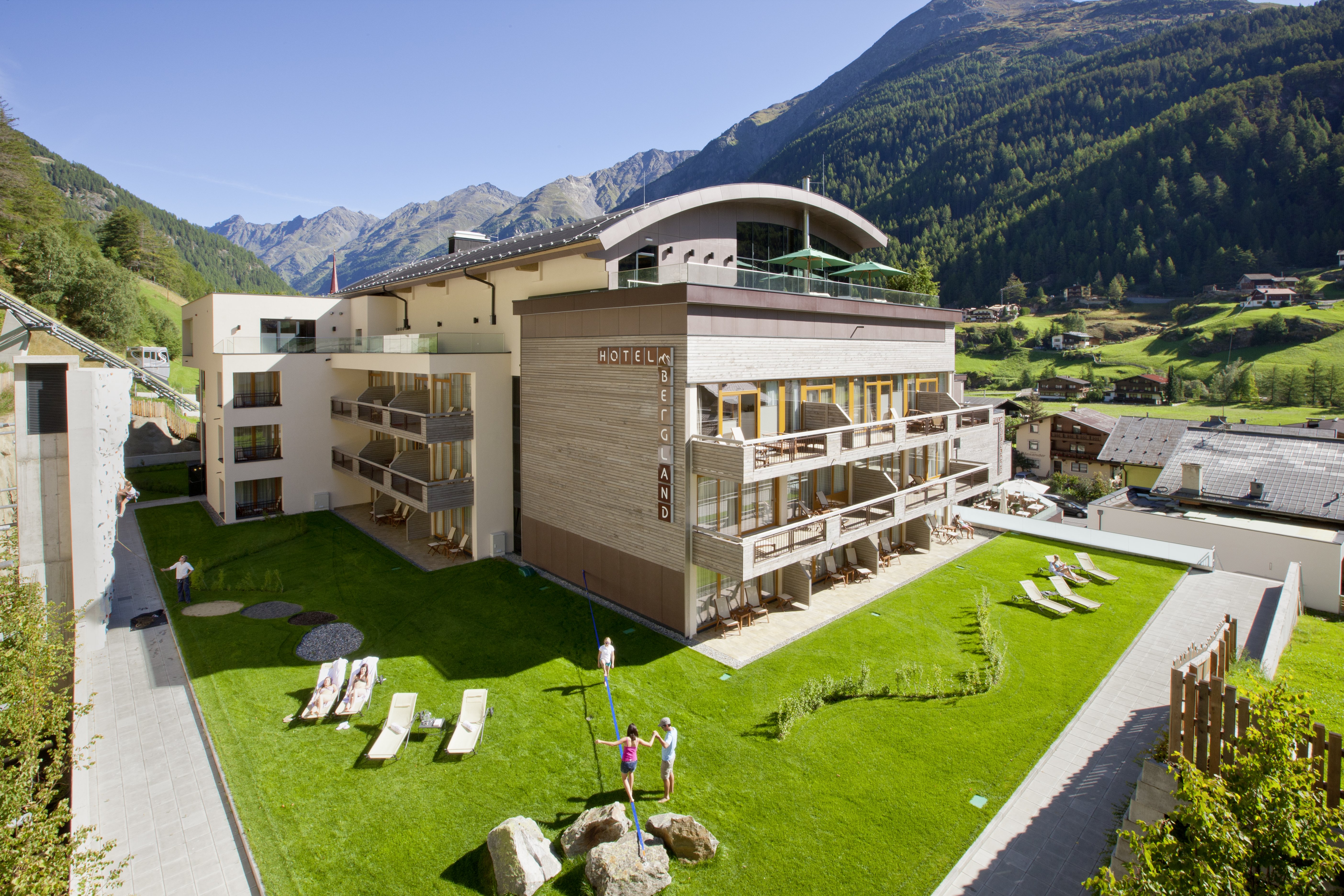 Bergland Design & Wellnesshotel Soelden
