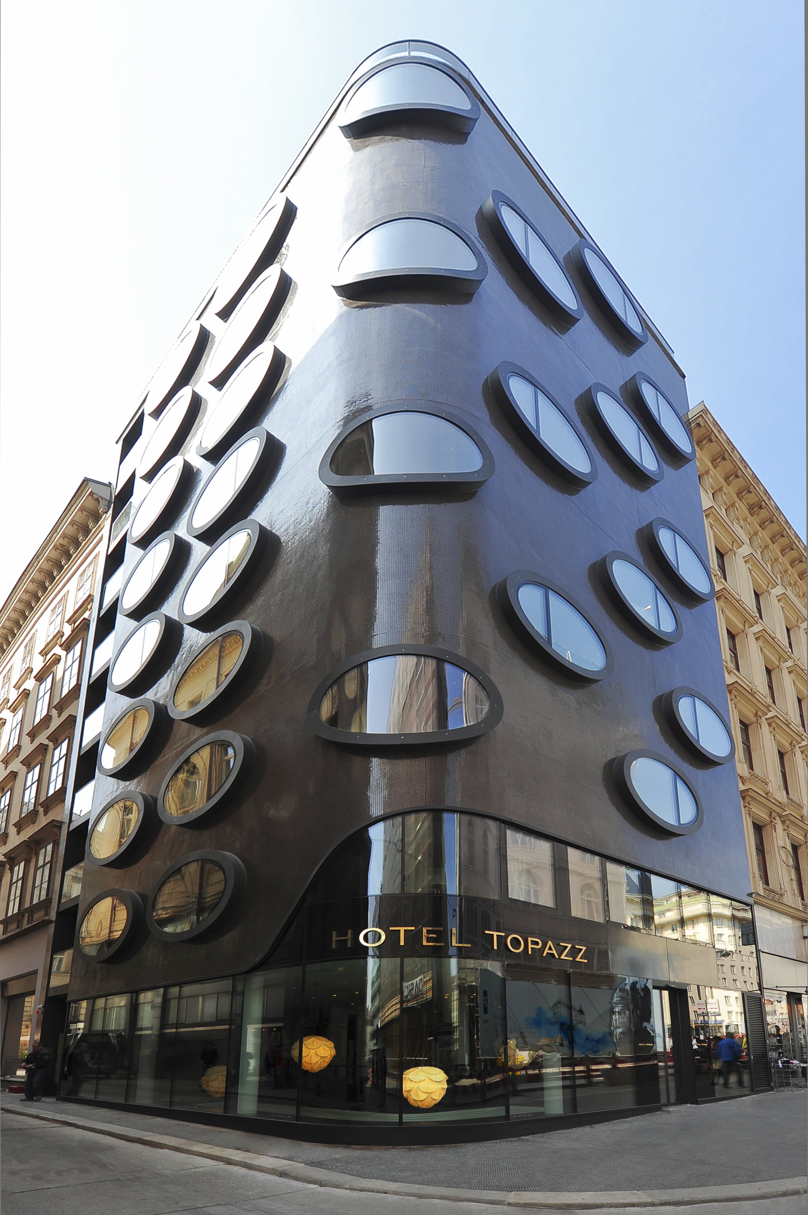 Hotel Topazz