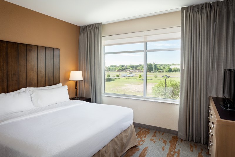 HOLIDAY INN NW SEAWORLD AREA