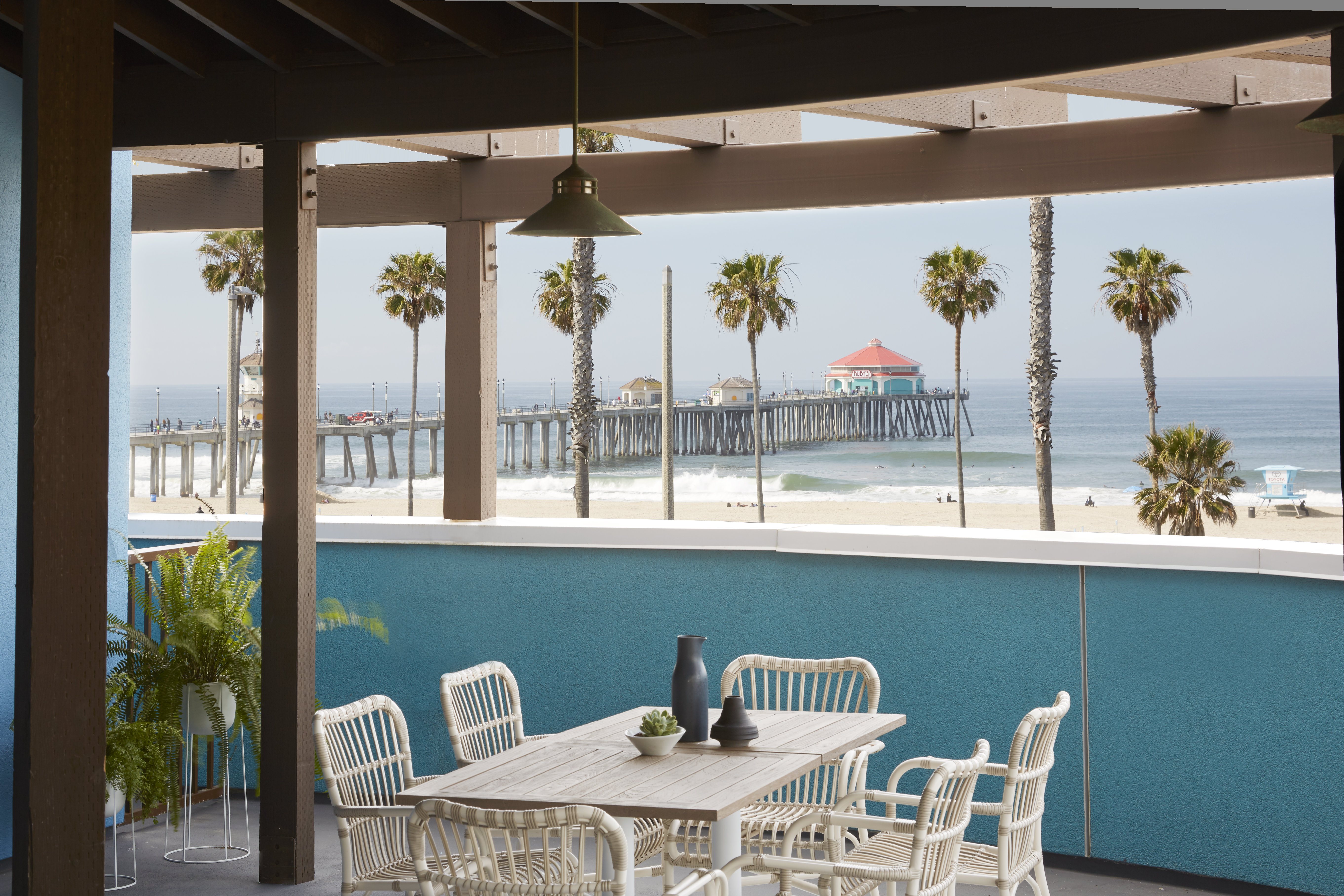 Kimpton Shorebreak Hotel
