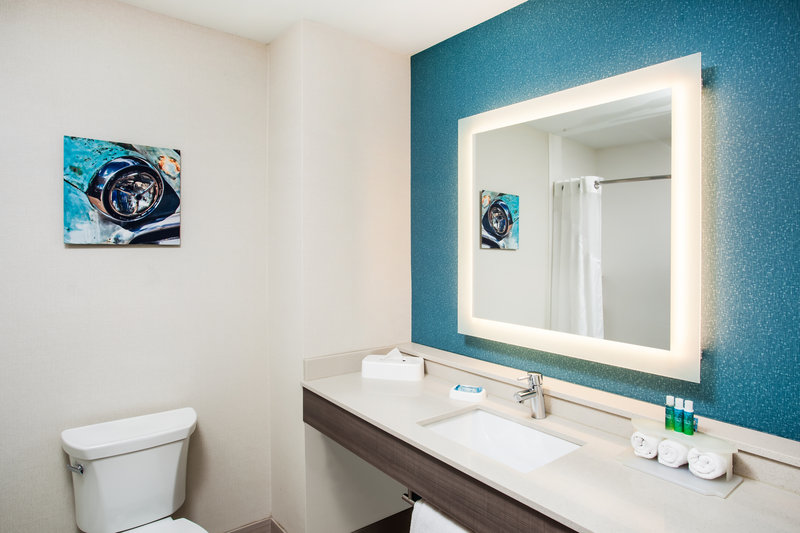Holiday Inn Exp Stes Litchfiel