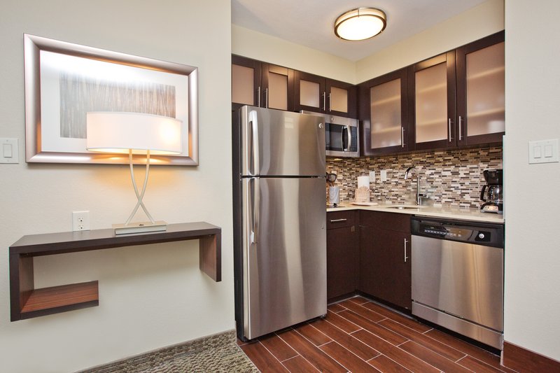 Staybridge Suites Austin South Interstate Hwy 35