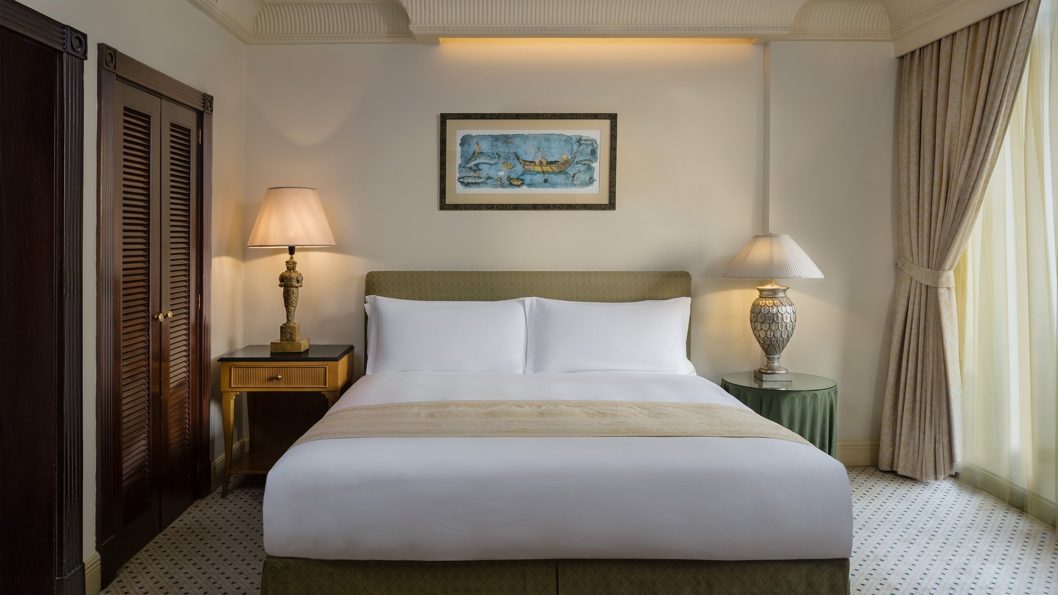 InterContinental PHOENICIA BEIRUT Room Type - 1 Bedroom Suite 1 King Phoenicia Pool View