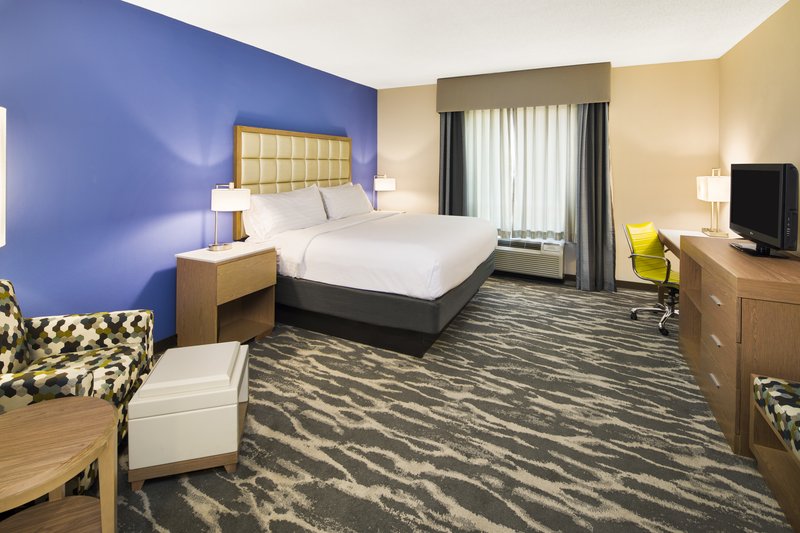 HOLIDAY INN WEST